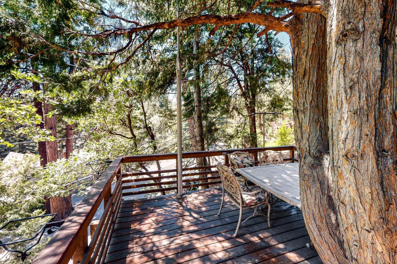 Retro Cabin Lake Arrowhead Exterior photo